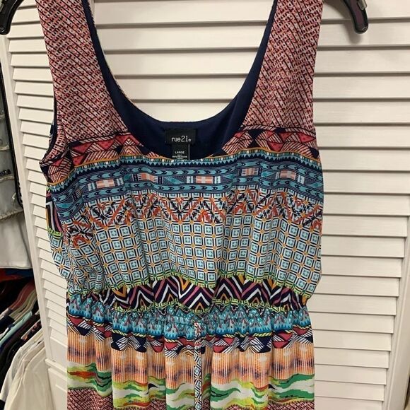 Rue 21 summer slip on patterned dress size L - Picture 3 of 4
